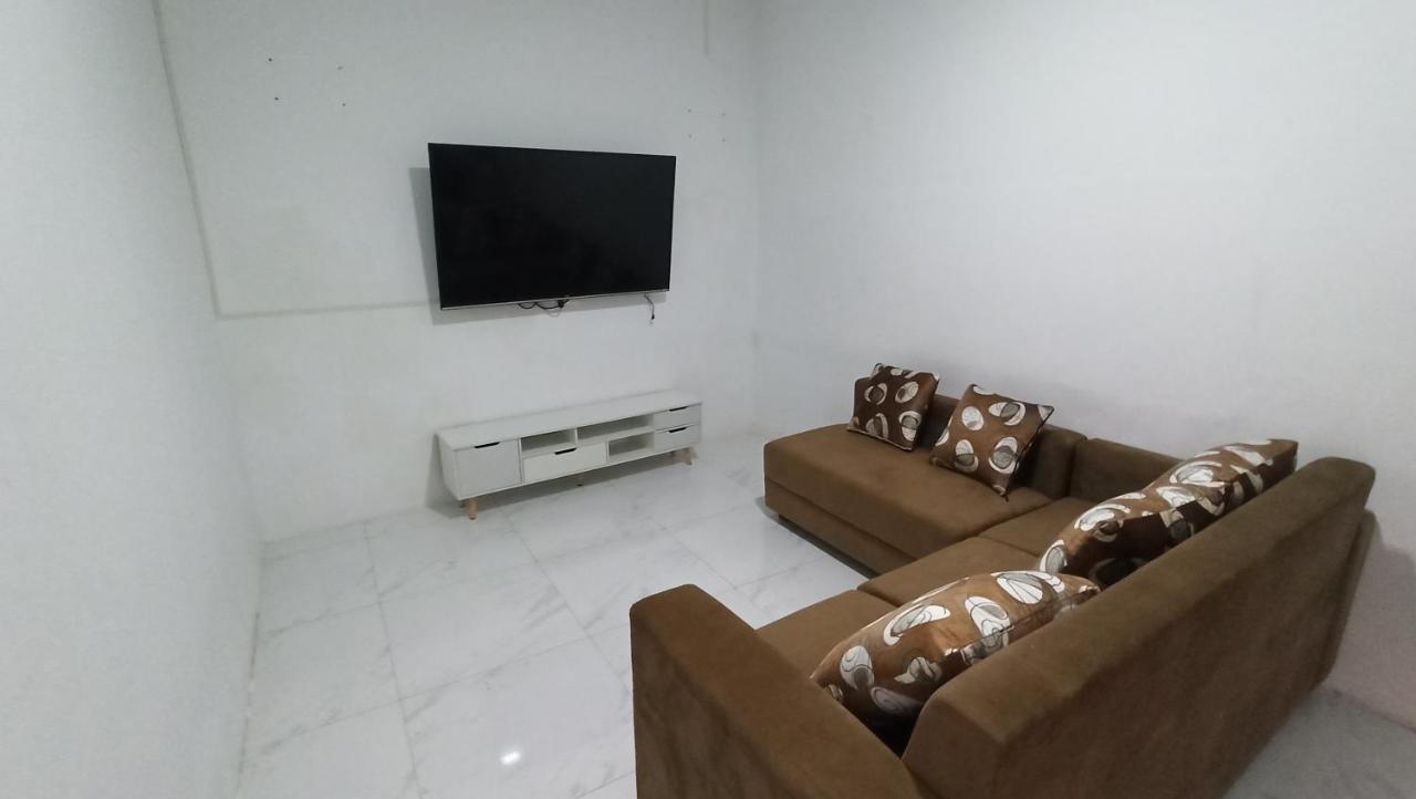 Jk House Bandung Villa Exterior photo